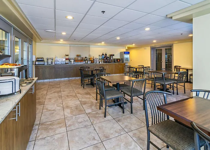 Comfort Inn & Suites