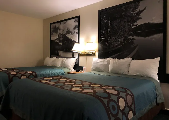 Super 8 By Wyndham Moose Jaw Sk